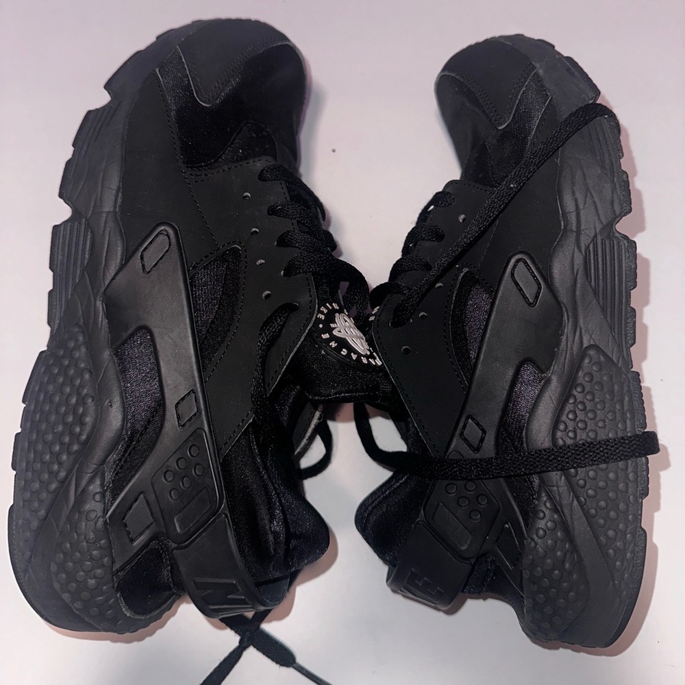 Nike Air Huarache - Picture 2 of 6